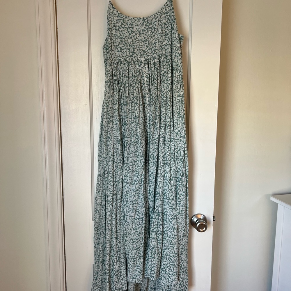 Mango micro flower printed dress, size 6, worn once
